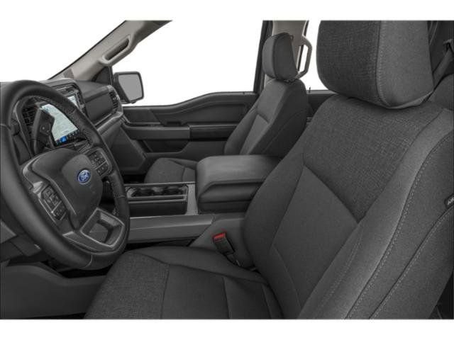 Used 2024 Gray Metallic Ford XLT image 8