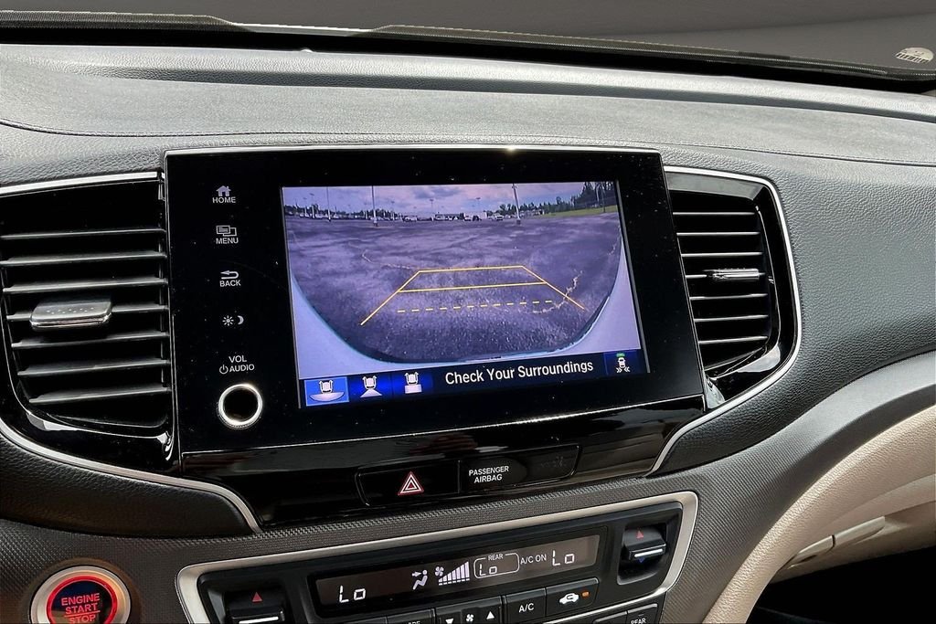 Used 2023 White Honda RTL image 18