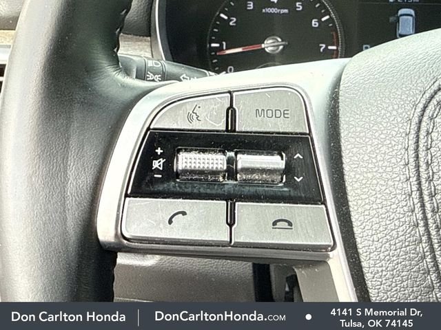 Used 2022 White Pearl Kia EX image 27