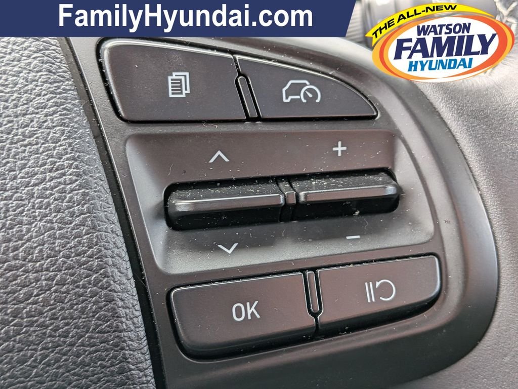 2025 Hyundai Venue SEL - Photo 16