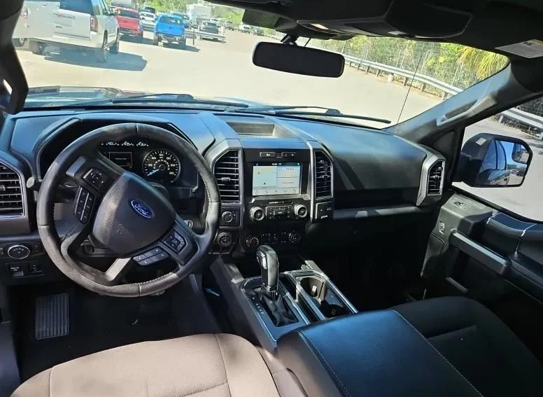 Used 2019  Ford XLT image 6