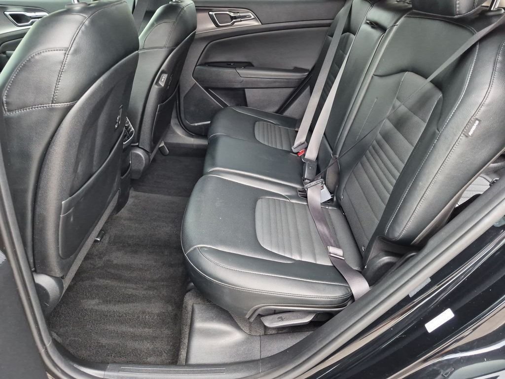 Used 2025 Black Kia SX-Prestige image 28