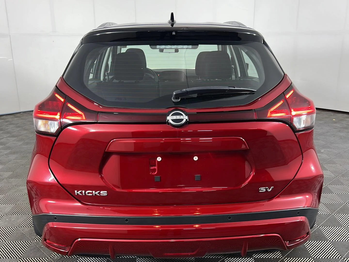Used 2023 Scarlet Ember Tintcoat/Super Black Nissan SV image 6