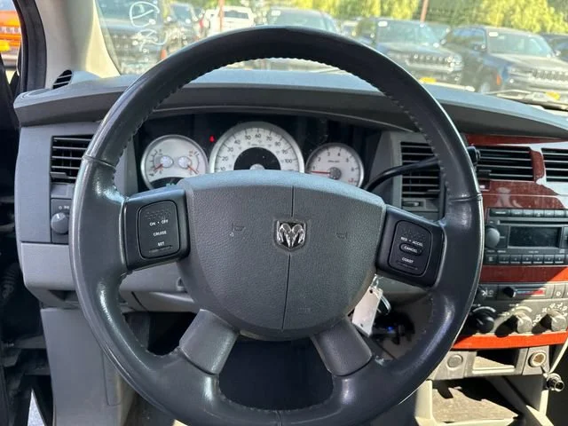 Used 2004 Graphite Metallic Dodge SLT image 19