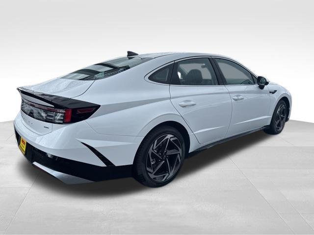 New 2026 Serenity White Hyundai SEL Sport image 7