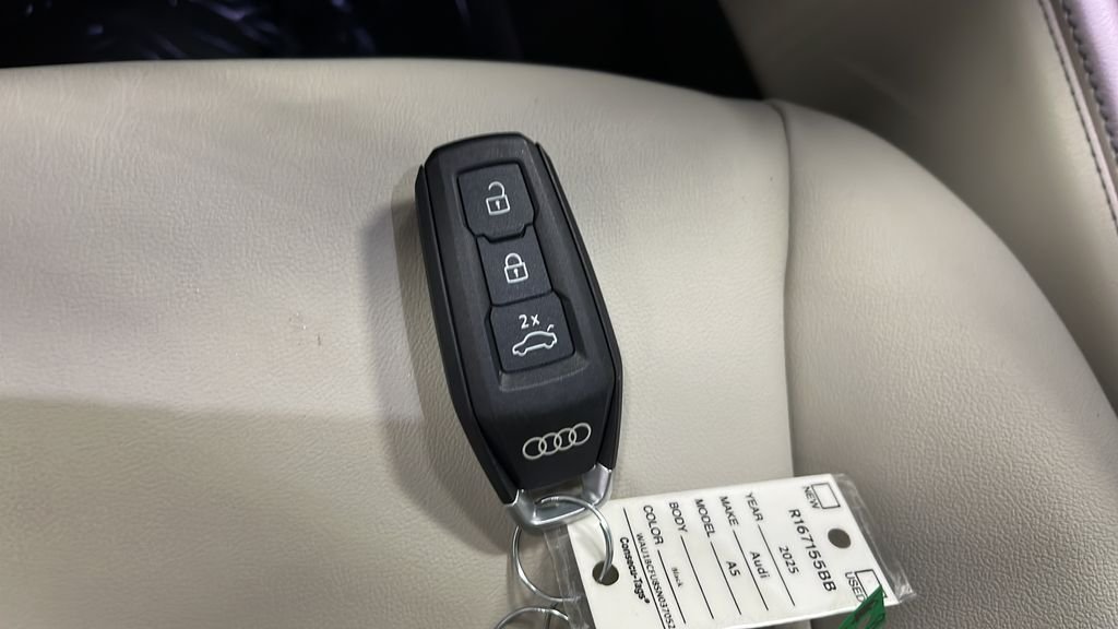 Used 2025 Black Audi  image 21