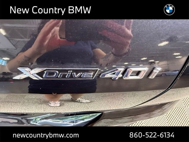 Used 2024 Black Sapphire Metallic BMW xDrive40i image 11