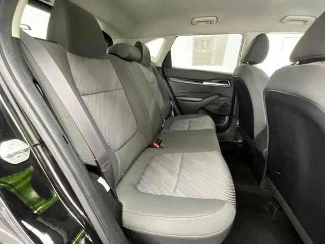 Used 2022 Black Kia LX image 13
