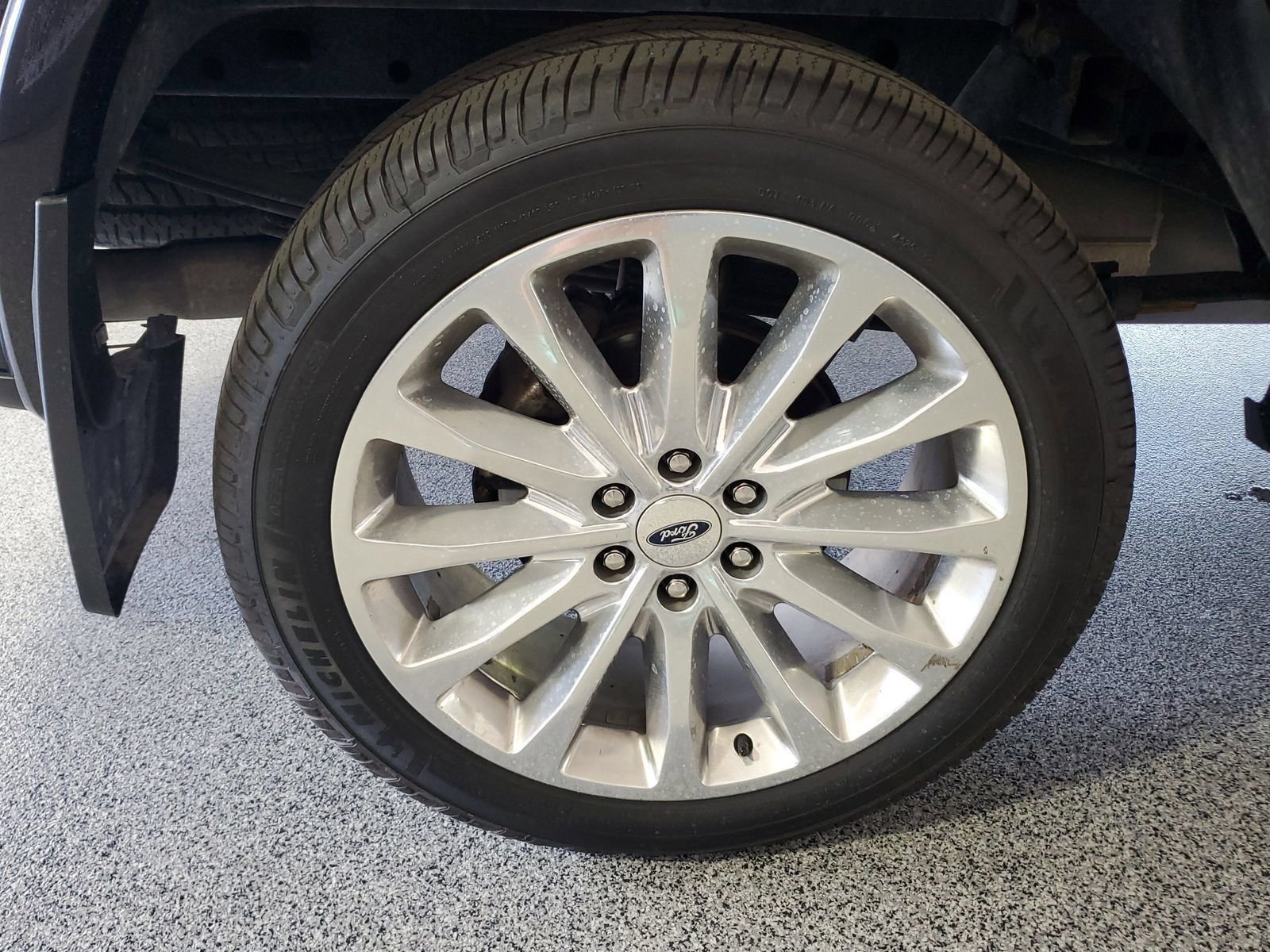 Used 2019 Black Ford Limited image 5