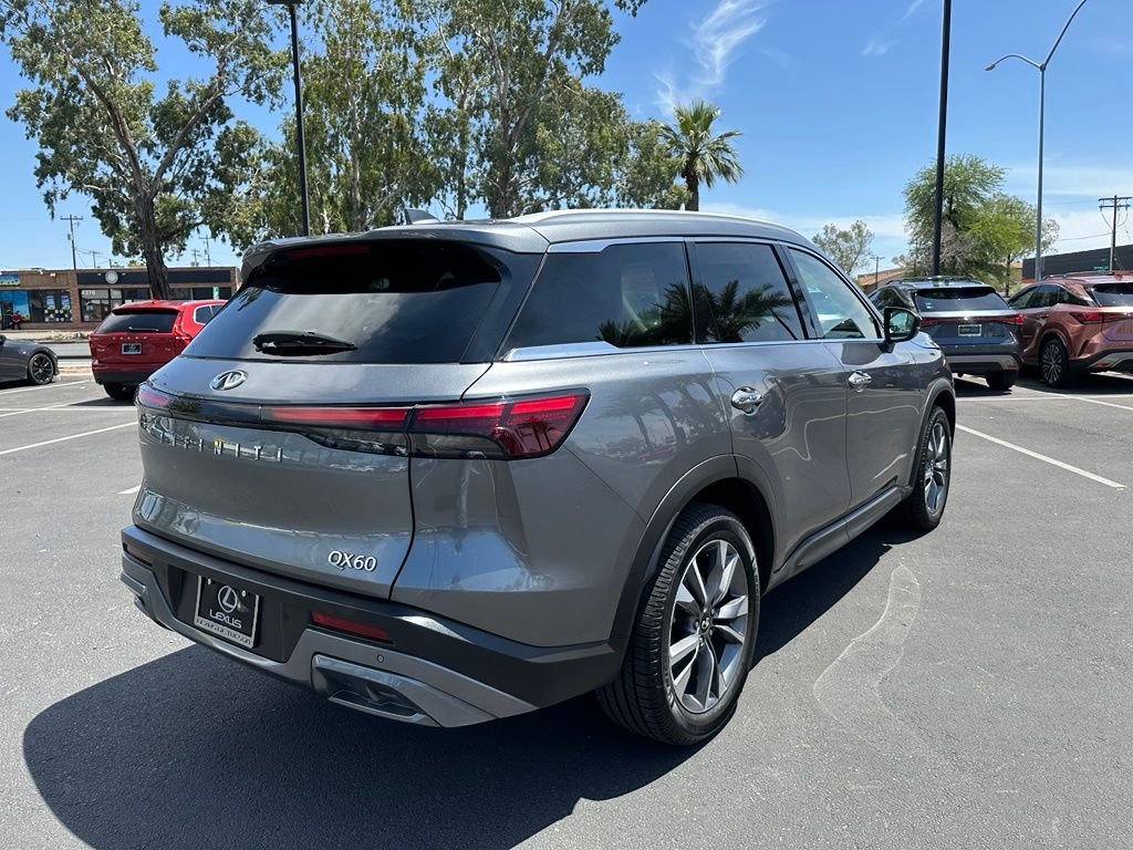 Used 2022 Gray INFINITI LUXE image 34