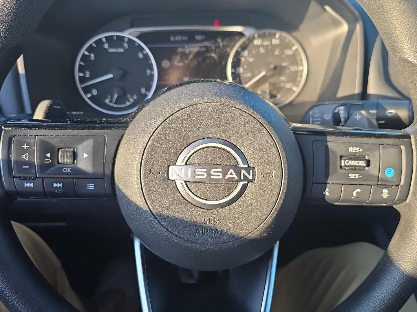 Used 2022 Brilliant Silver Metallic Nissan SV image 10