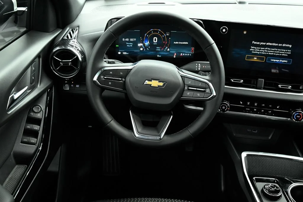 New 2026 Summit White Chevrolet LT image 21