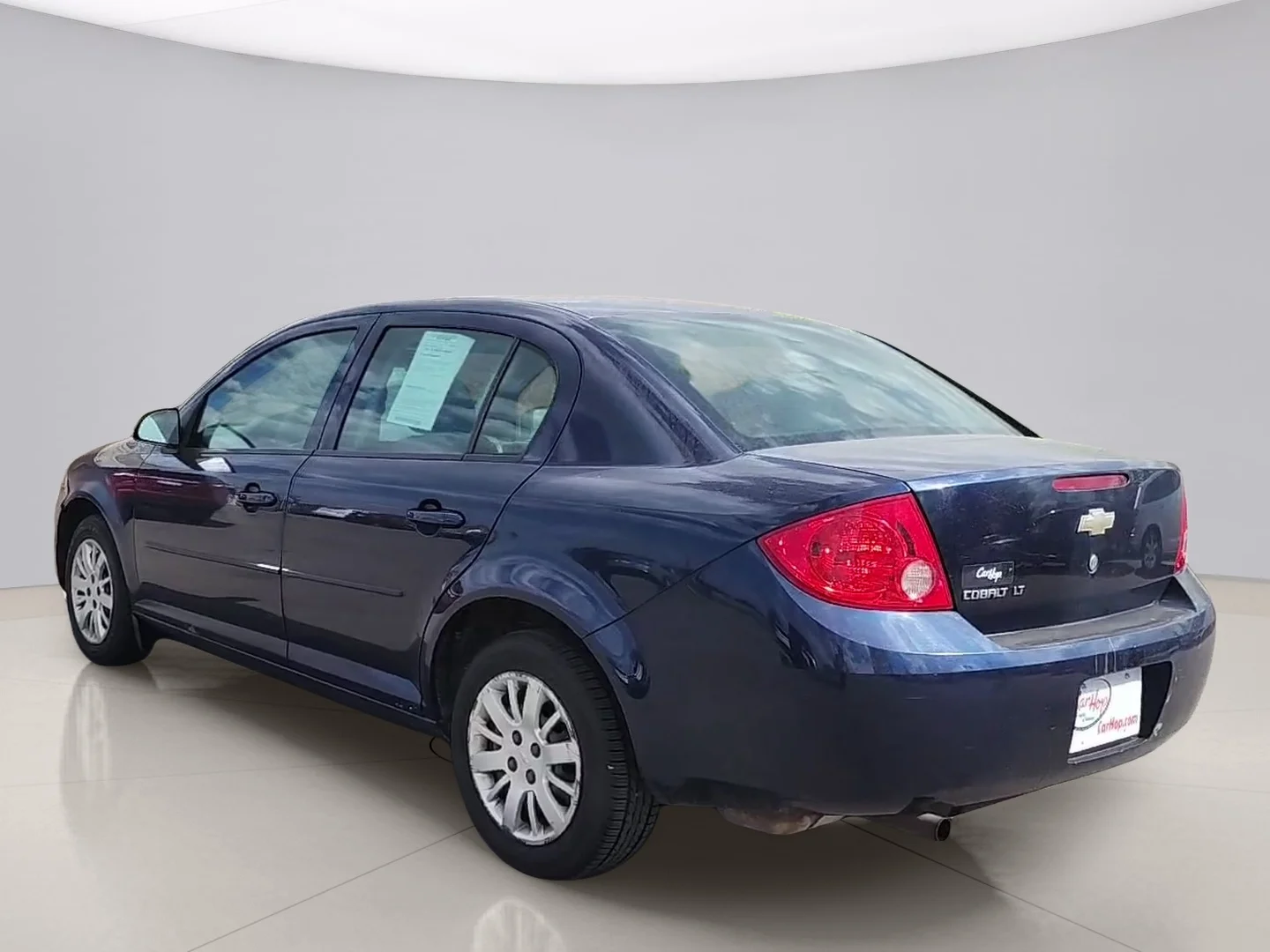 Used 2010 Blue Chevrolet 1LT image 3