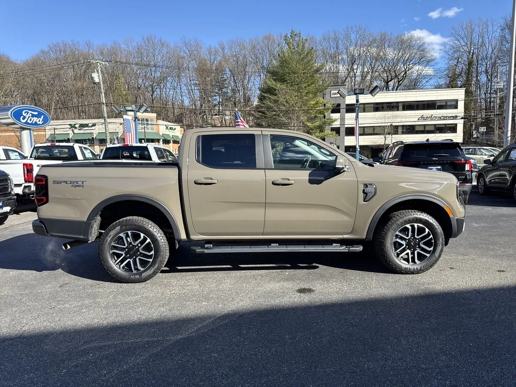 Used 2025 Gray Ford Lariat image 3
