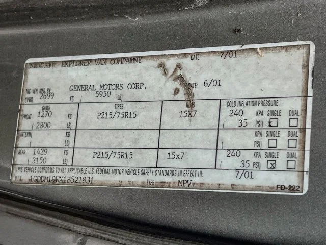 Used 2001 Gray GMC Upfitter image 10