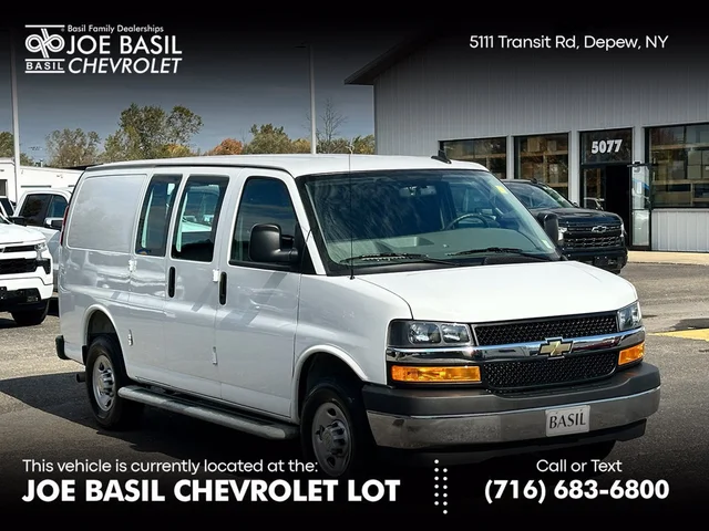 2025 Chevrolet Express Cargo WT