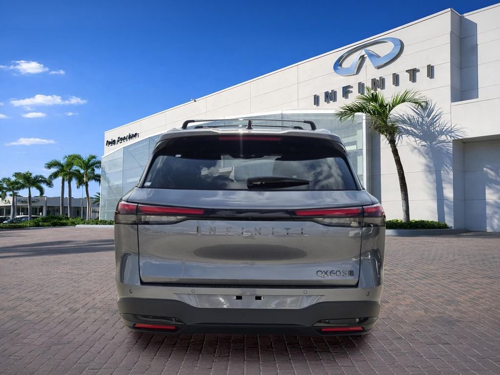 New 2027 GRAPHITE SHADOW INFINITI Sport AWD image 6