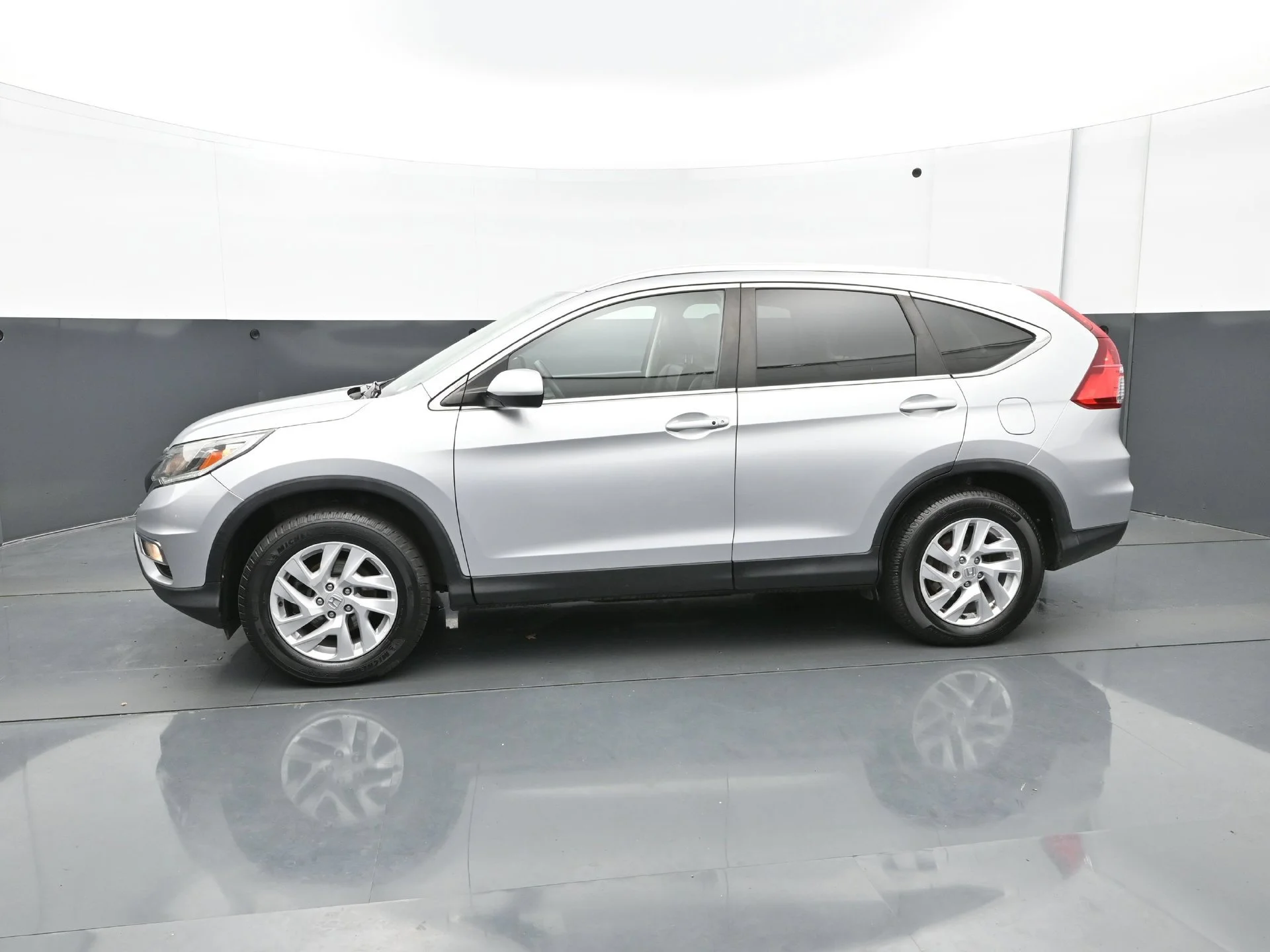 Used 2016 Alabaster Silver Metallic Honda EX-L image 3