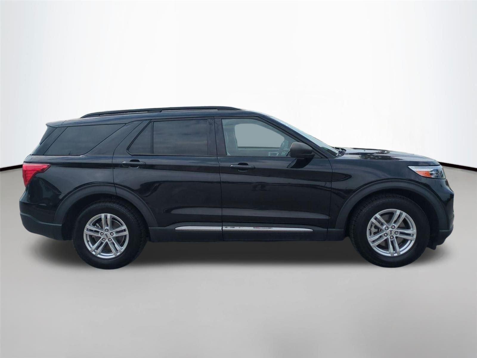 Used 2023 Agate Black Ford XLT image 6
