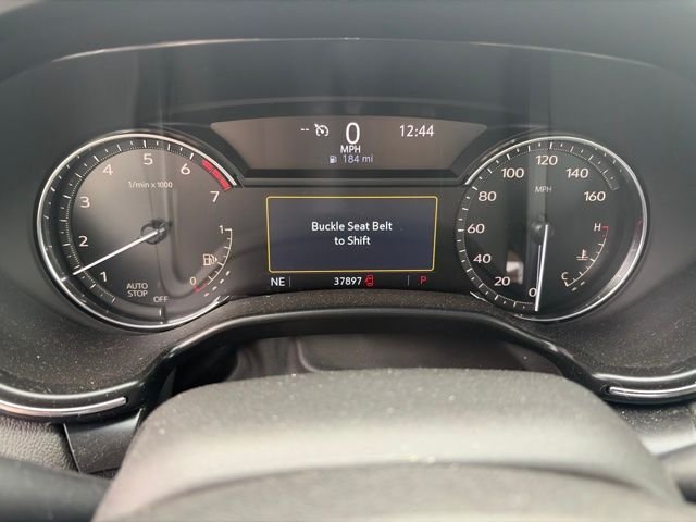 Used 2022 White Cadillac Luxury image 10