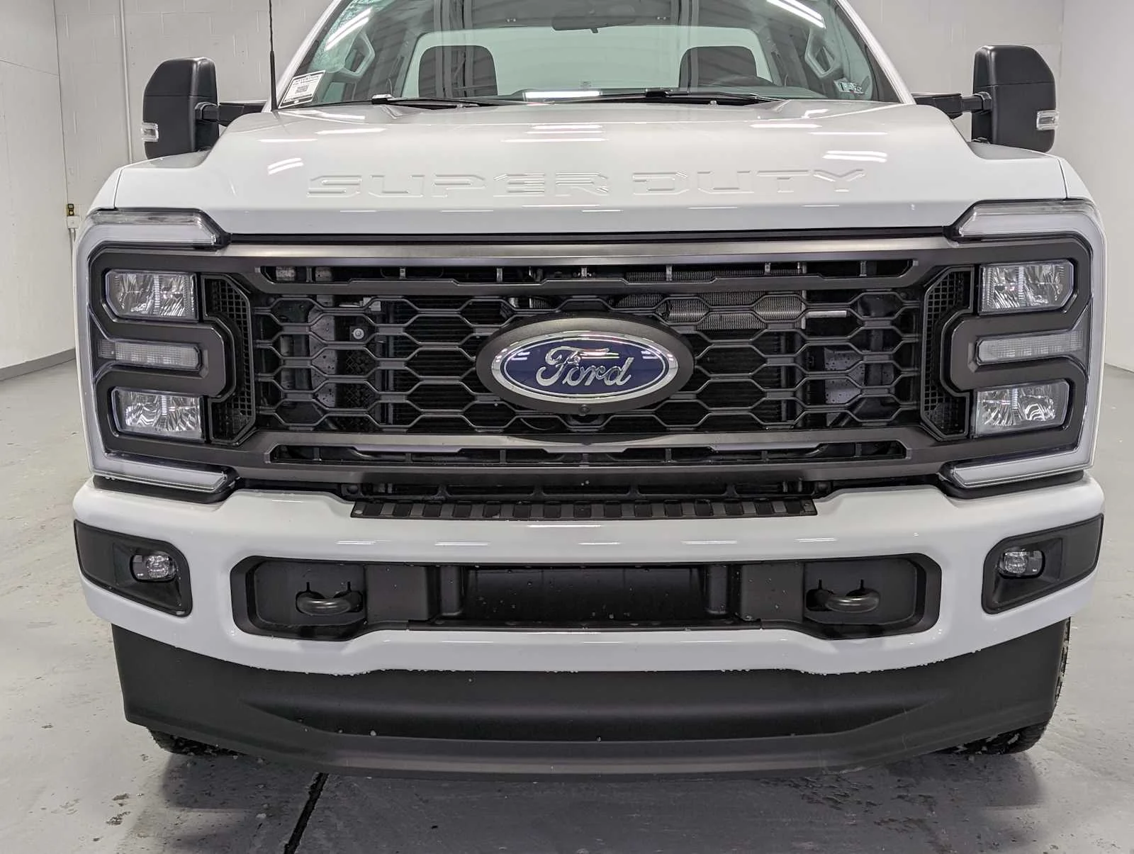 2025 Ford F-250 Super Duty XL - Photo 2