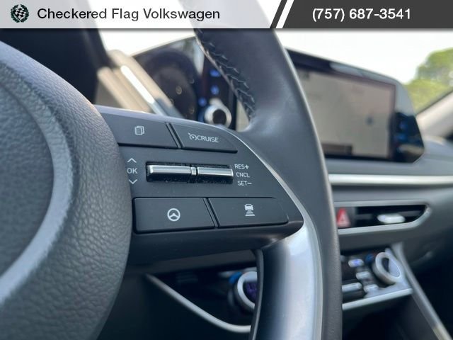 Used 2023 Hampton Gray Hyundai SEL image 36