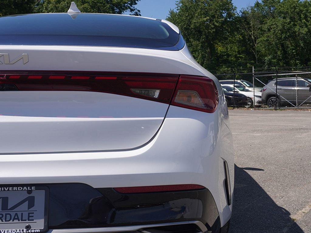 Used 2024 White Kia LXS image 16