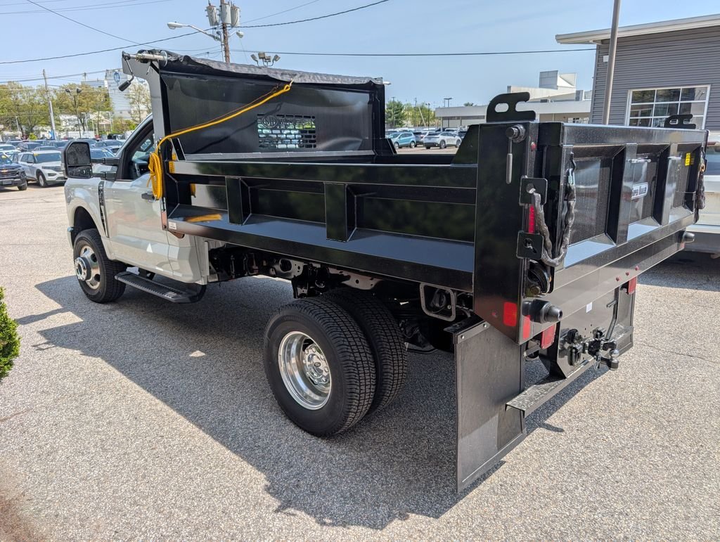 2026 Ford F-350 Super Duty Chassis Cab XL - Photo 7