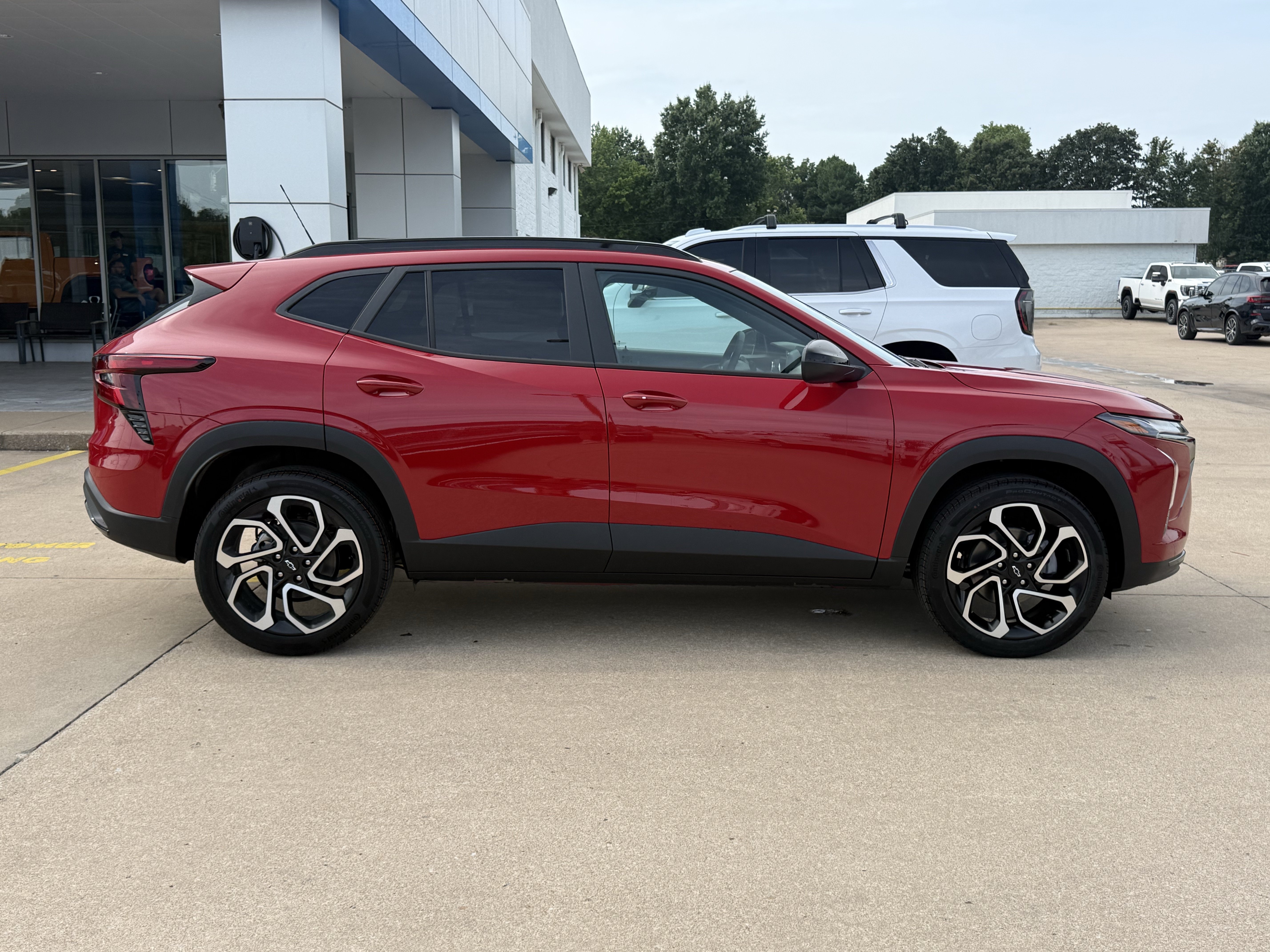 New 2026 Apex Red Chevrolet 2RS image 2