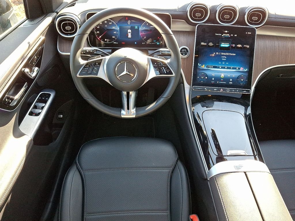 2025 Mercedes-Benz GLC Base - Photo 11