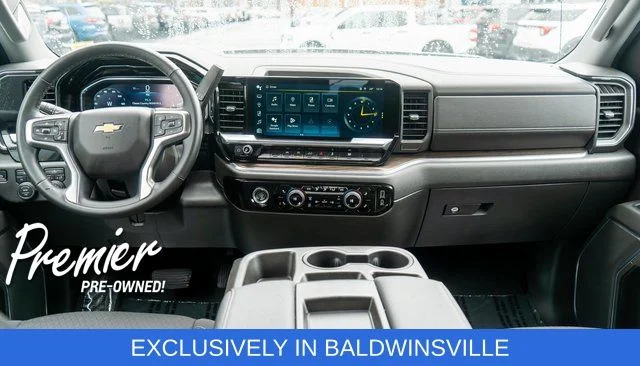 Used 2023 White Chevrolet LT image 11