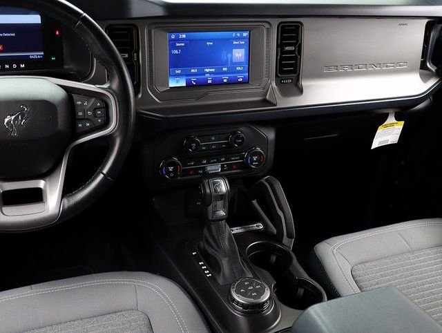 2023 Ford Bronco 4-Door Outer Banks - Photo 15