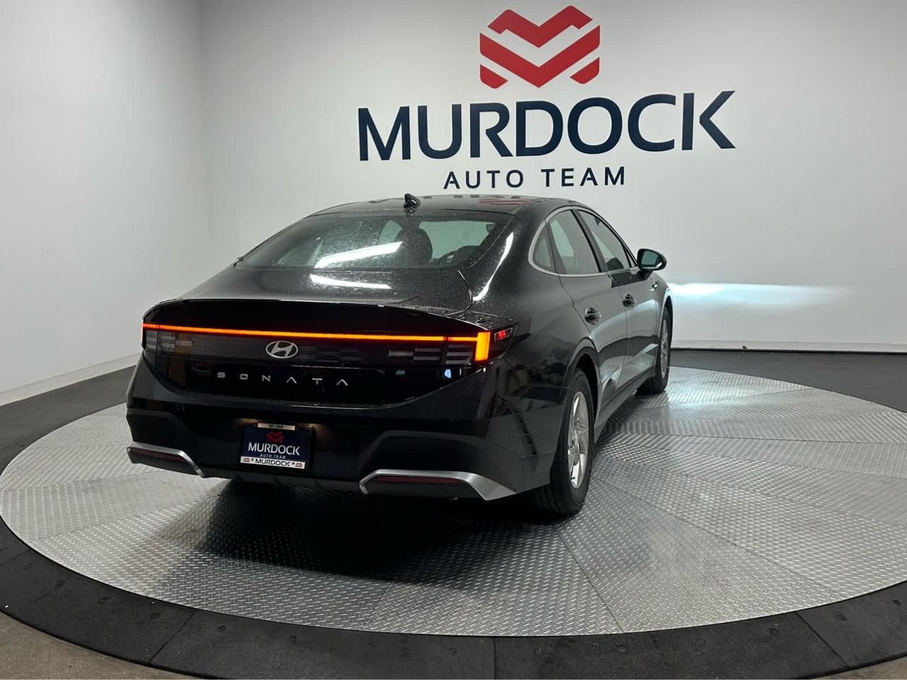 New 2026 Abyss Black Hyundai SE image 6