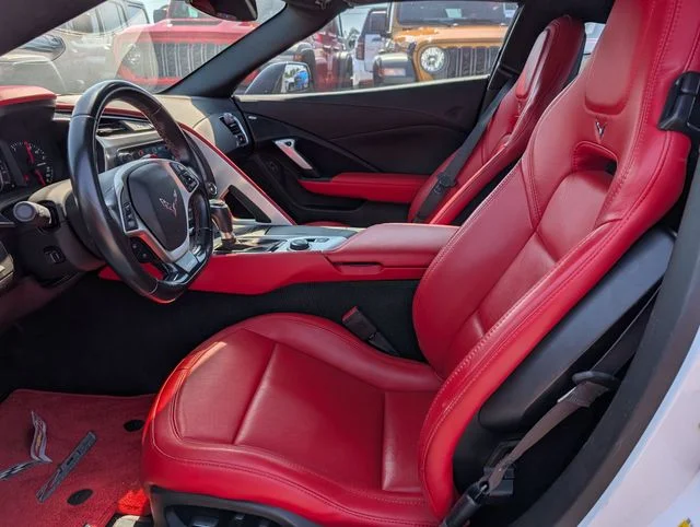 Used 2018 White Chevrolet Z06 image 10