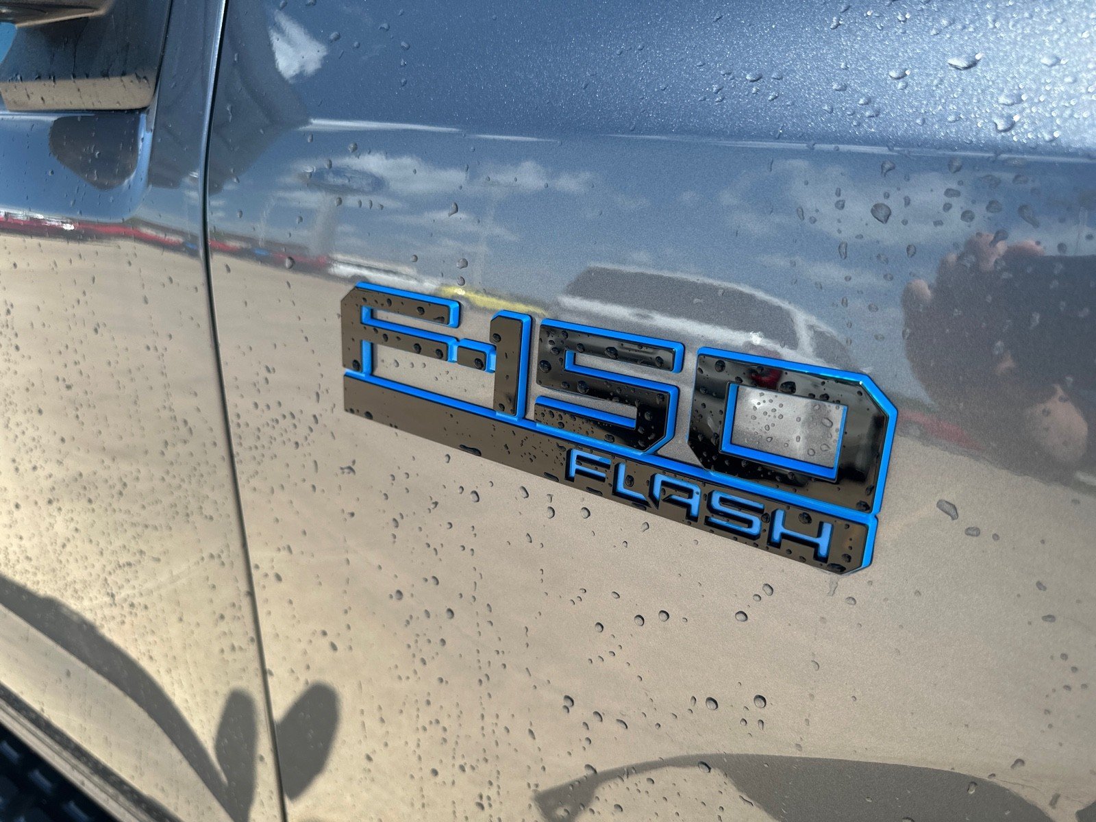 Used 2024 Ford F-150 Lightning Flash with VIN 1FT6W3LM1RWG00156 for sale in Eureka, IL