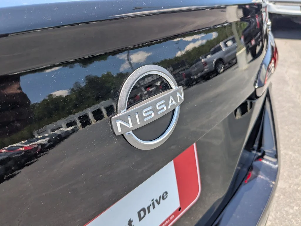 Used 2024 Super Black Nissan SV image 27