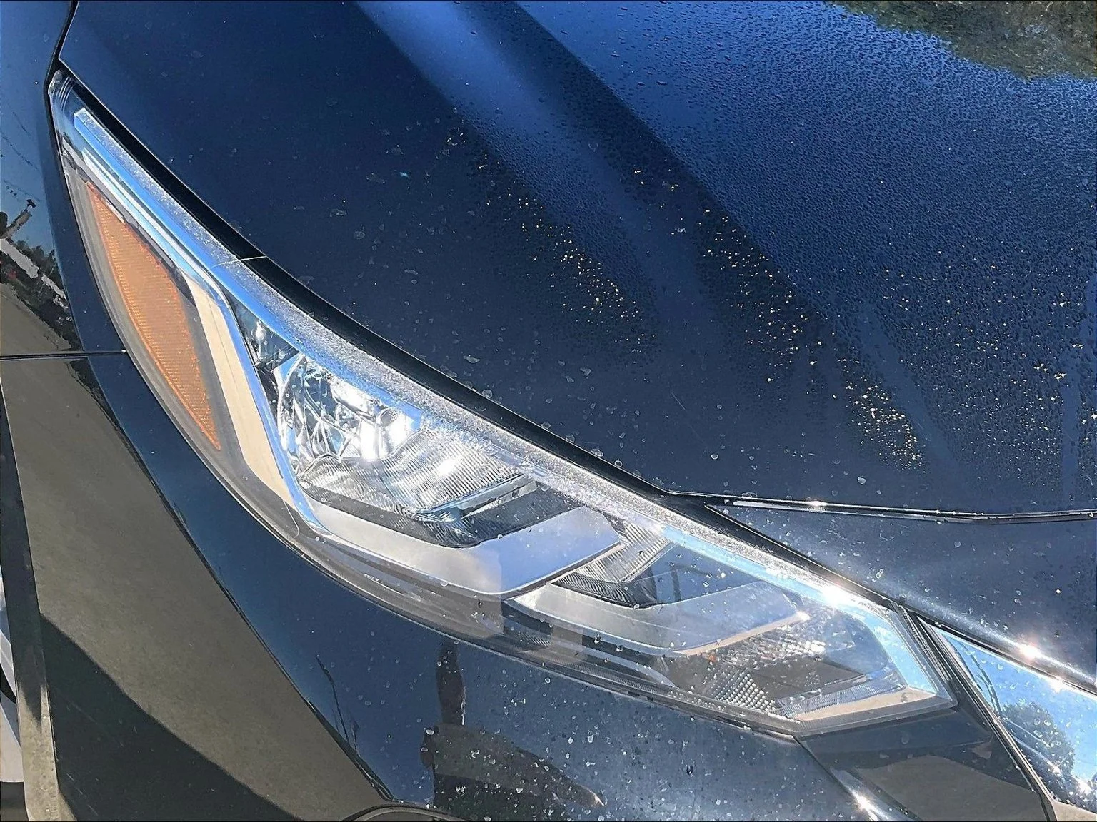 Used 2022 Black Nissan S image 28