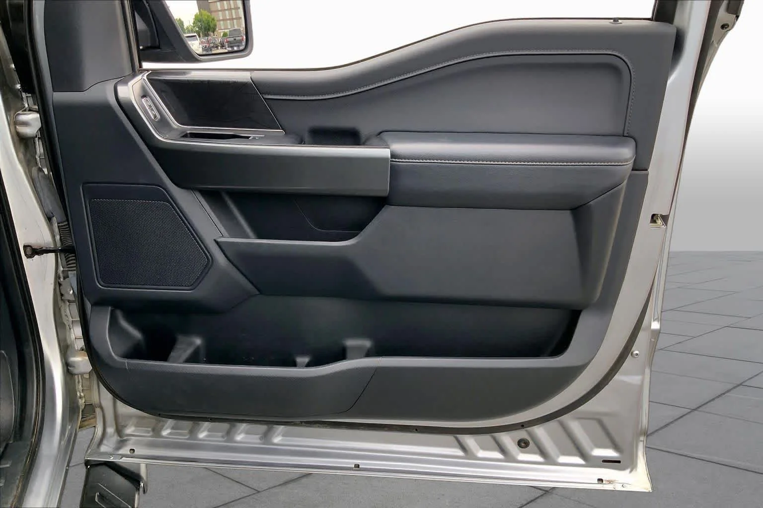 Used 2022 Iconic Silver Metallic Ford XLT image 21