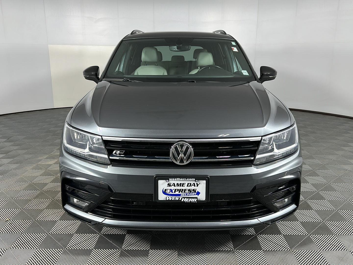 Used 2021 Platinum Gray Metallic Volkswagen SE R-Line Black image 3