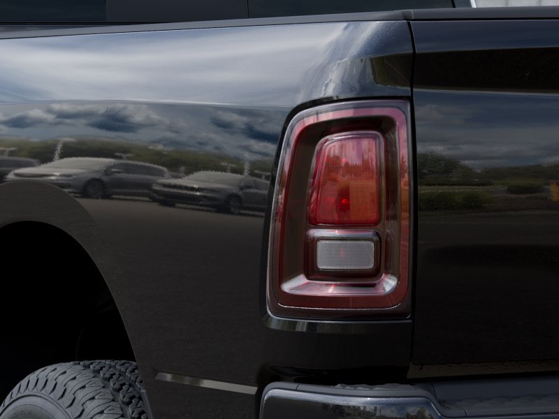 New 2027 Diamond Black Crystal Pearl-Coat Exterior Paint RAM  image 14