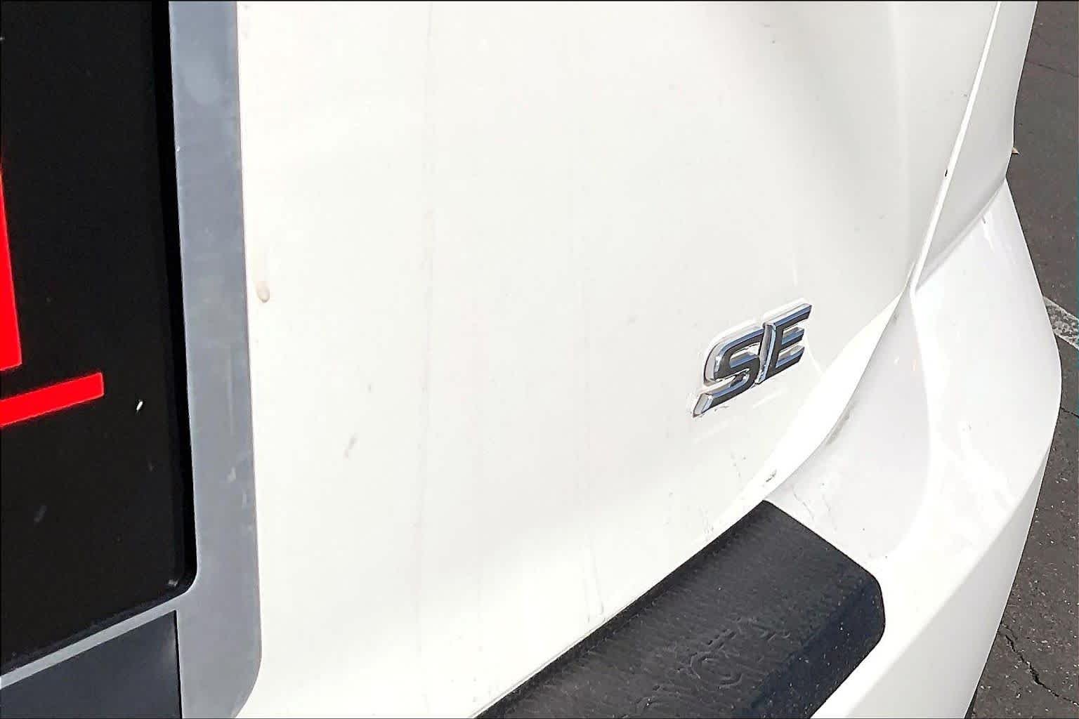 Certified Used 2025 Ice Cap Toyota SE image 9