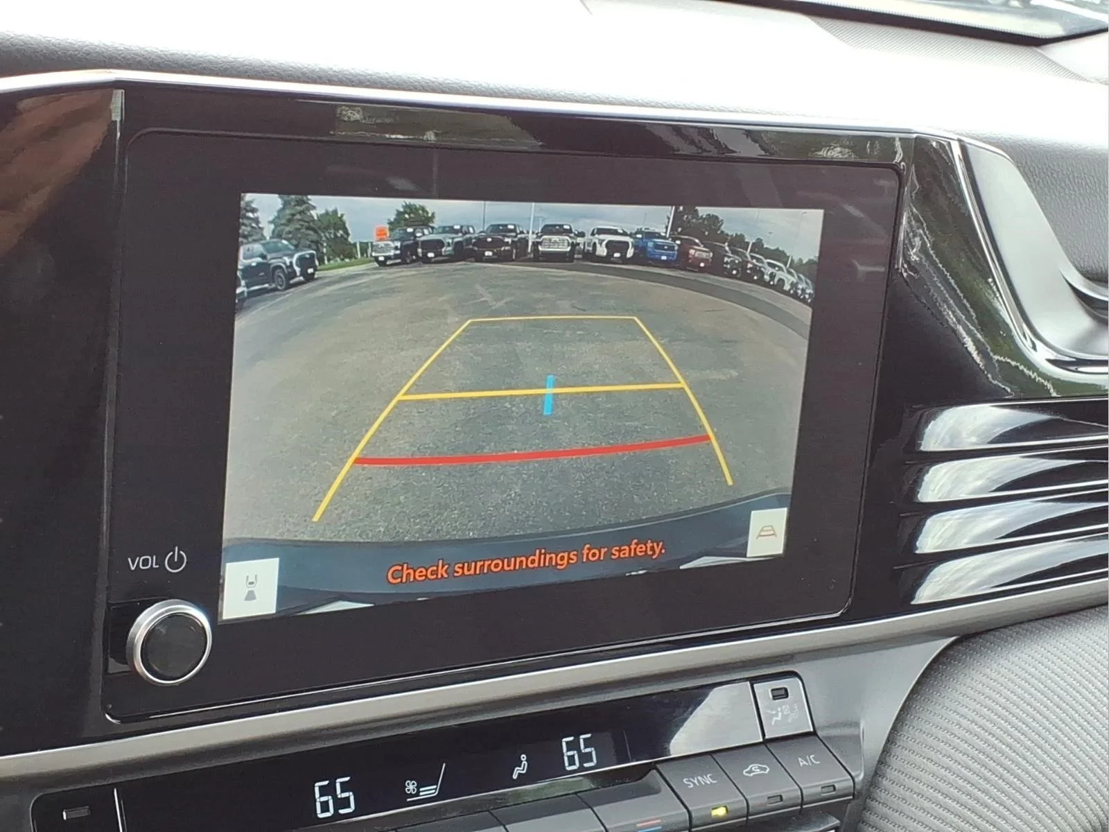 Certified Used 2025  Toyota SE image 15