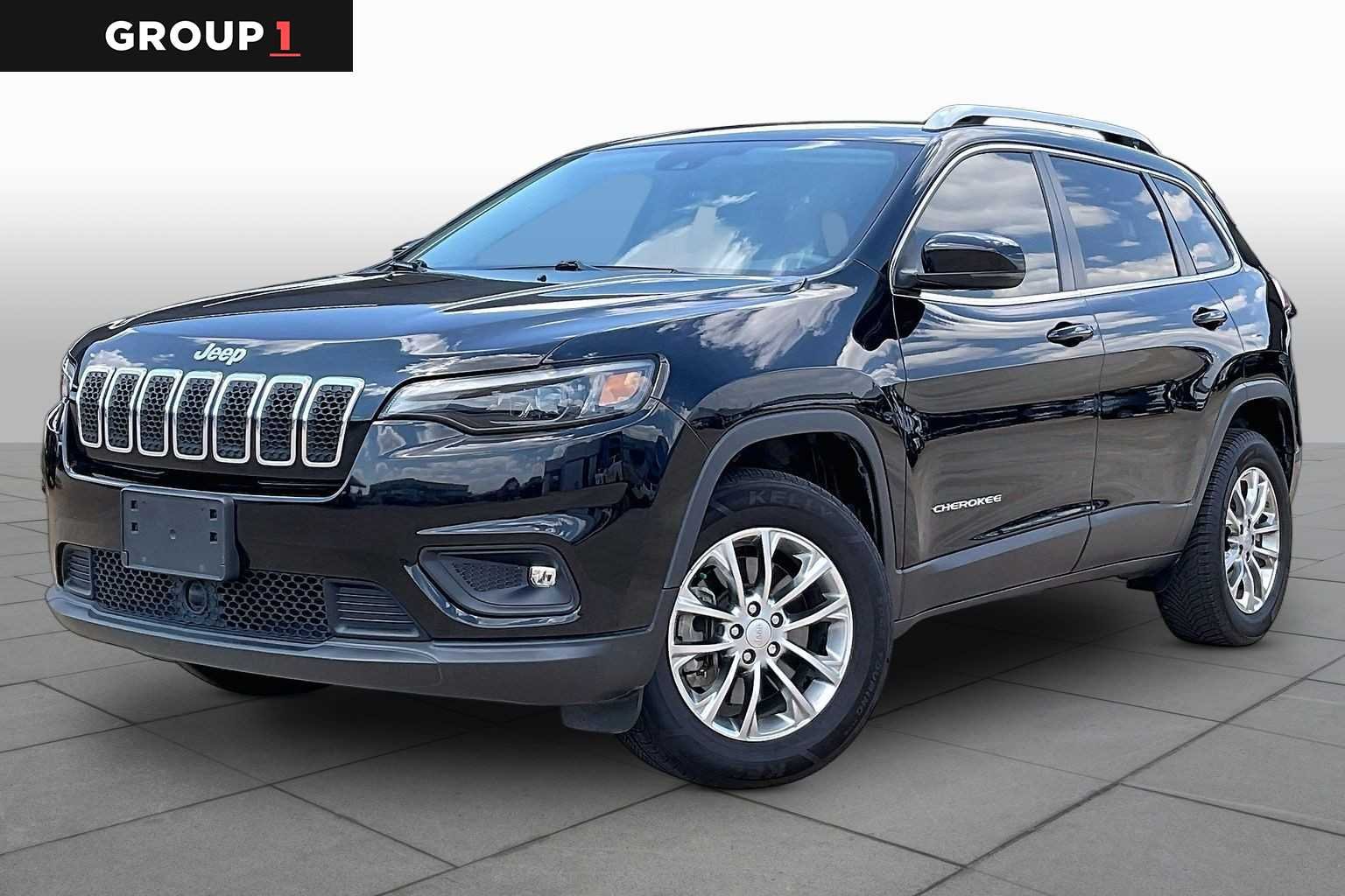 Pre-Owned 2021 Jeep Cherokee Latitude Lux