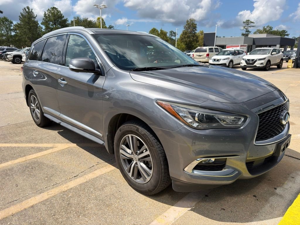 Used 2020 Gray INFINITI LUXE image 3