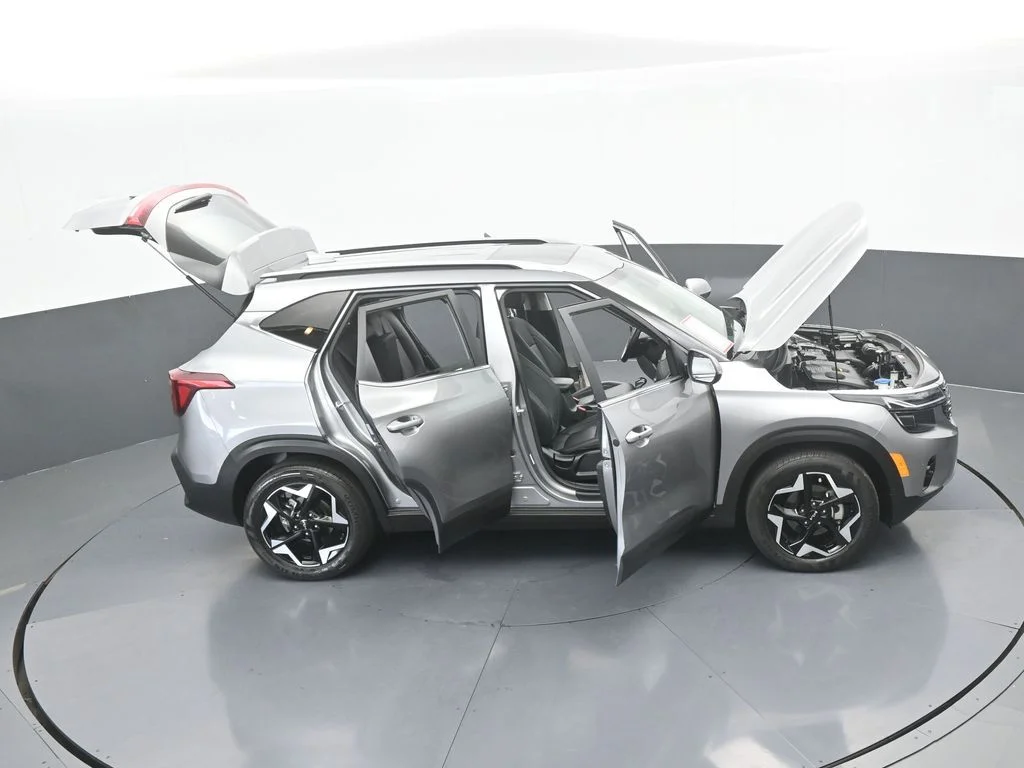 Used 2025 Steel Gray Kia EX image 66