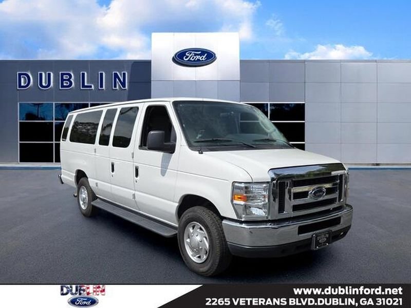 2012 Ford E-Series E-350 XLT Super Duty Extended's photo