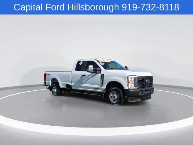 Used 2023 White Ford XL image 2