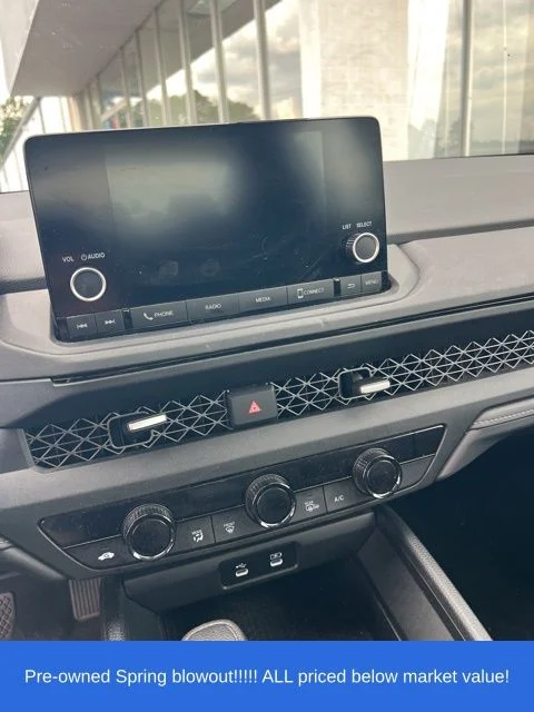 Used 2024 Silver Honda EX image 13