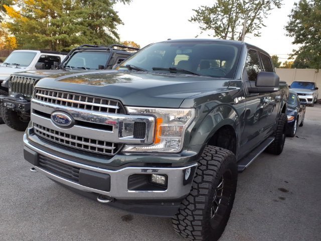 Used 2018 Gray Ford XLT image 1