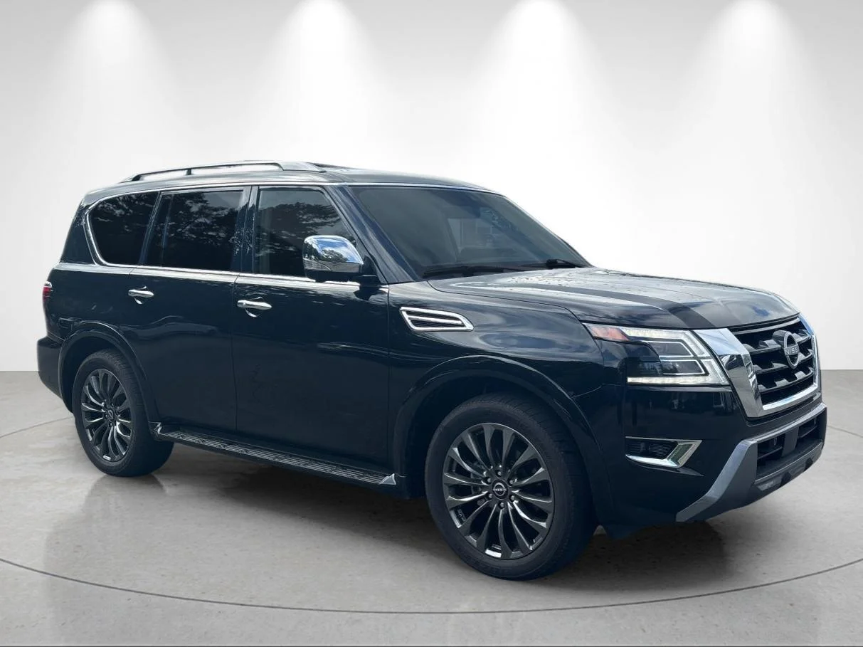 Used 2024 Super Black Nissan Platinum image 7